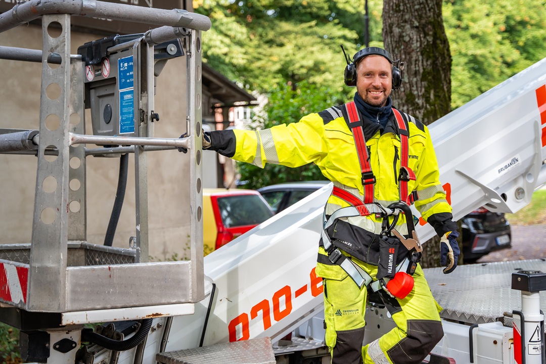 Fastighetstekniker arbetar med fastighetsskötsel
